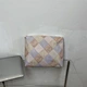 Cosmetic bag